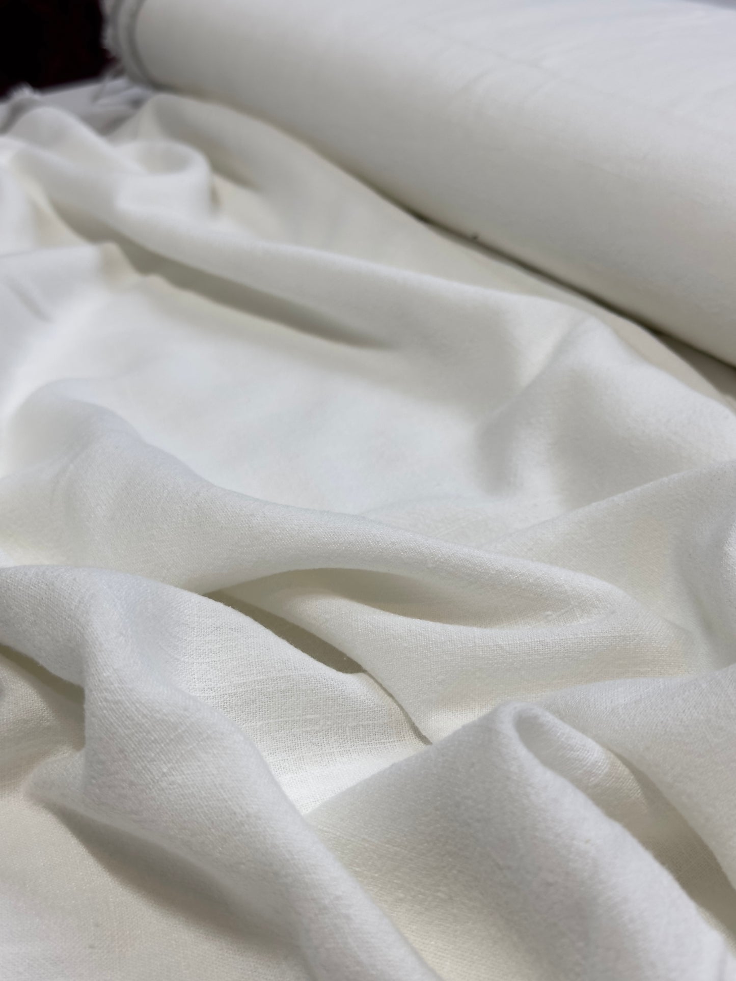 Lan Viskoza – Letnji Materijal Prirodan, Proziran, Premium Kvalitet