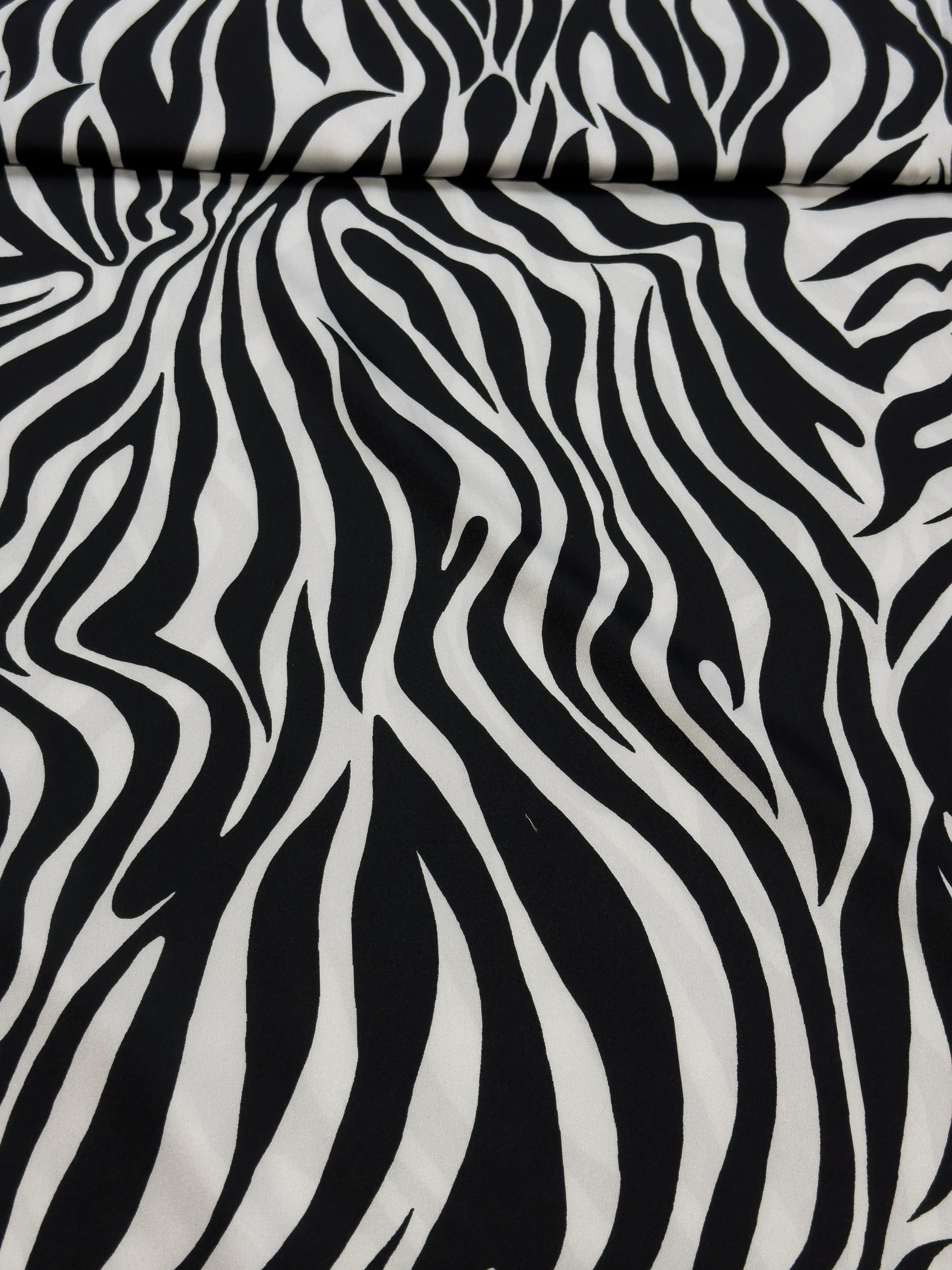 moderne haljine Armani print DjinaTeks